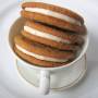 gingersnaps_with_lemon-ginger_cream_filling.jpg